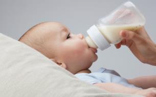 شیر خشک یا شیر مادر