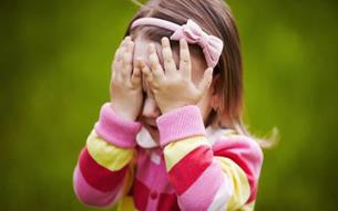 رفع خجالت کودکان با 6 روش صحیح